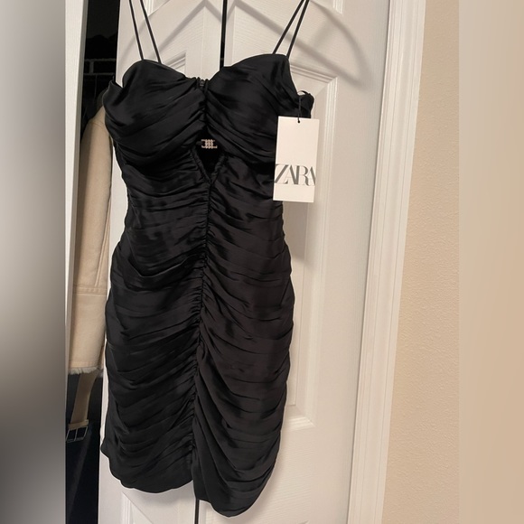 ♥️Valentines ♥️Sexy black mini dress Zara NWT - Picture 6 of 7